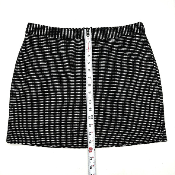 2010 Gap Black & White Wool Blend Check Tweed Mini Skirt Size 8 32x15.5" - Picture 10 of 13